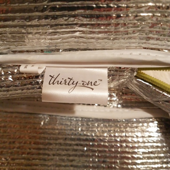 3 for $30 Thirty-one  Chill-icious thermal bag - Picture 8 of 8